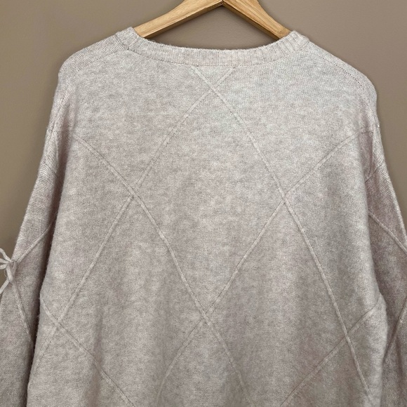 {Calligraphie} Diamond Pattern Wool Blend Crewneck Sweater with Bow Details - 1X - Picture 5 of 10